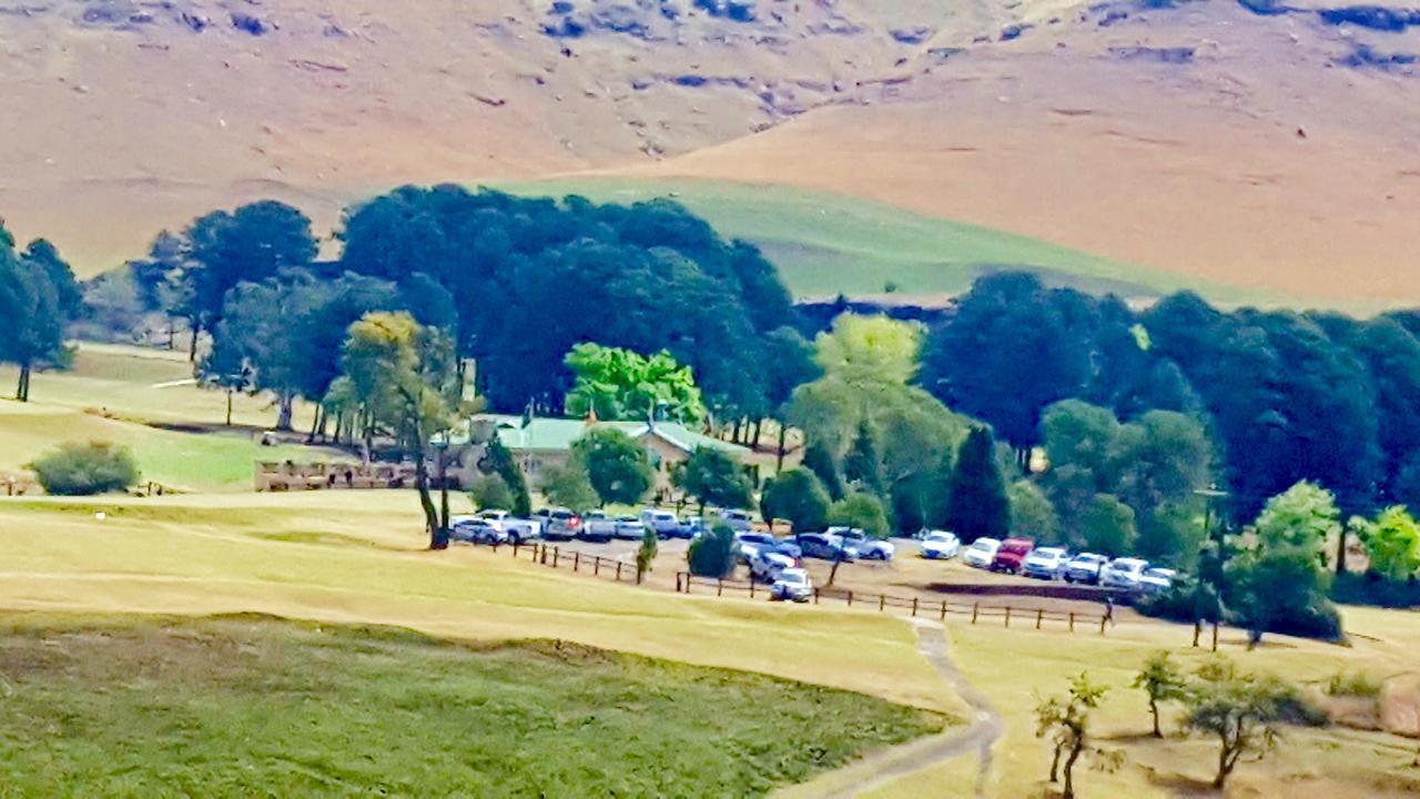 Villa 124 Fairways Drakensberg Gardens Underberg Exterior foto